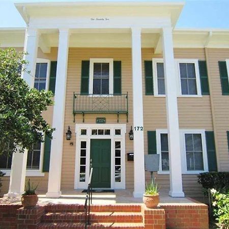 Cozy Quiet St Augustine Private Condo - 2Bed, 1 Bath, Sleeps 6, Steps To Historic St Augustine Center & All Tourist Attractions, Restaurants, Cafes, Backyard, Porch St. Augustine Luaran gambar