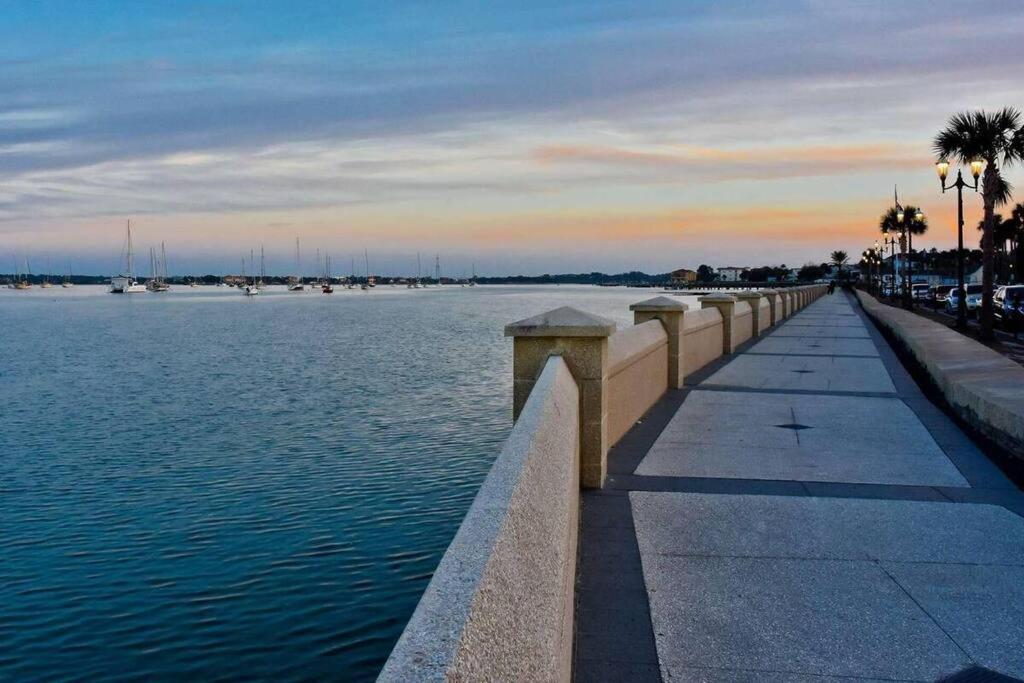 Cozy Quiet St Augustine Private Condo - 2Bed, 1 Bath, Sleeps 6, Steps To Historic St Augustine Center & All Tourist Attractions, Restaurants, Cafes, Backyard, Porch St. Augustine Luaran gambar
