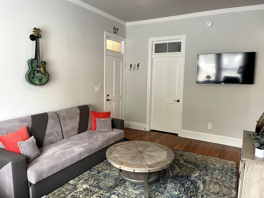 Cozy Quiet St Augustine Private Condo - 2Bed, 1 Bath, Sleeps 6, Steps To Historic St Augustine Center & All Tourist Attractions, Restaurants, Cafes, Backyard, Porch St. Augustine Luaran gambar